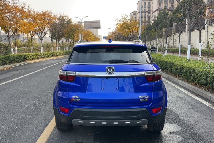 江铃 驭胜S330 2016款 1.5L GTDi 自动两驱尊贵版车身外观6004