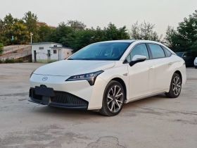 埃安 AION S Plus 2023款 70 乐享版 三元锂