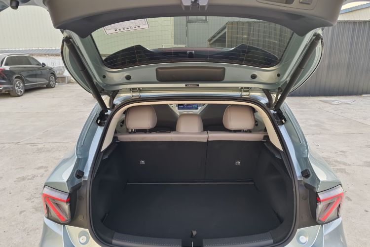 名爵 MG4 EV 2026款 437 自由版中控内饰7010