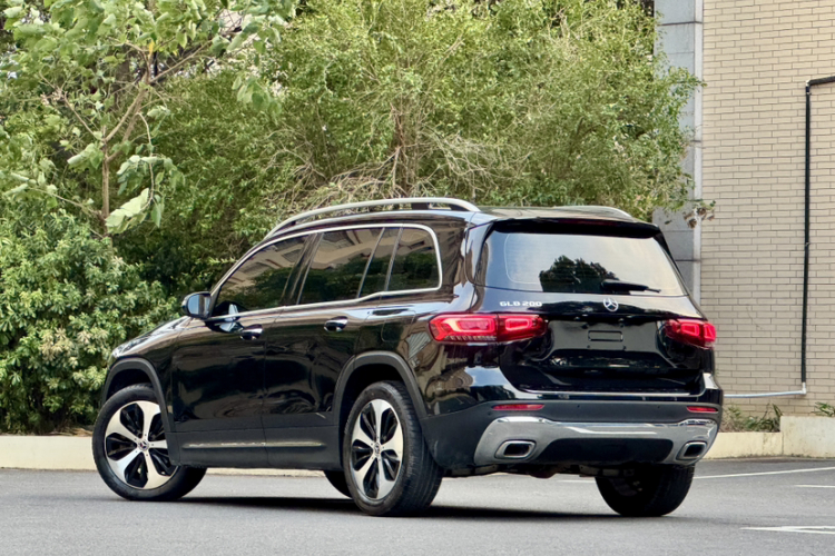 奔驰GLB 2021款 GLB 200 时尚型车身外观6006