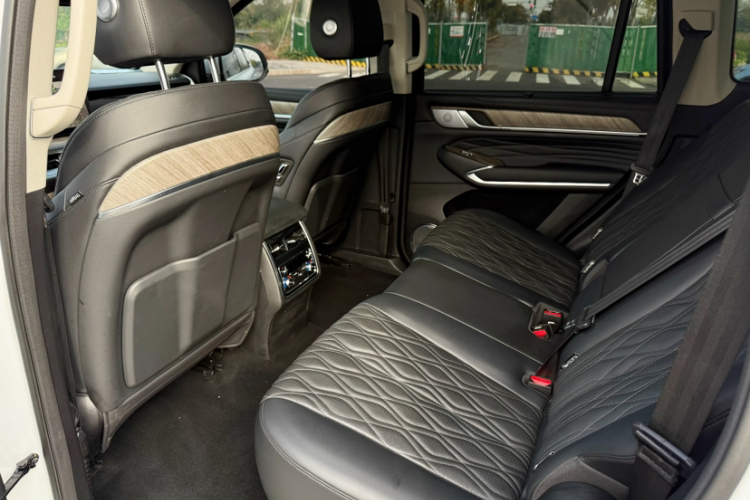 坦克500 2022款 3.0T 运动版 造境型 7座中控内饰7008