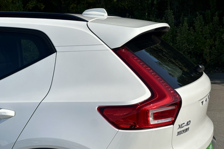 沃尔沃XC40 2024款 B3 智远运动版车身外观6006