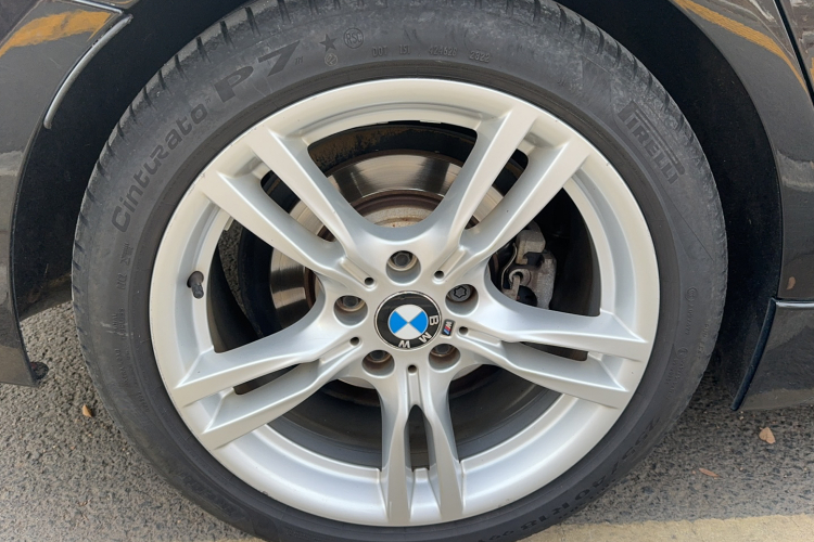 宝马3系 2018款 320Li 领先型M运动套装车身外观6007