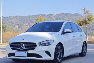 奔驰B级 2021款 B 180 时尚型