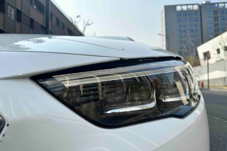 别克 君威 2019款 20T 豪华型 国VI车身外观6004