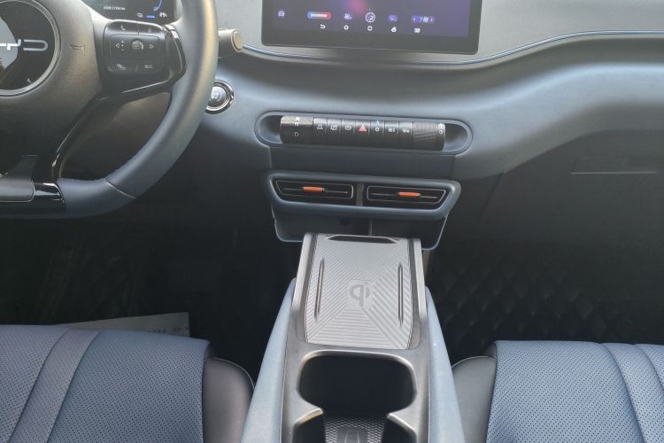 比亚迪 海鸥 2024款 荣耀版 405km 飞翔版中控内饰7010