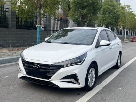 现代 悦纳 2020款 1.4L 手动GLS炫酷版