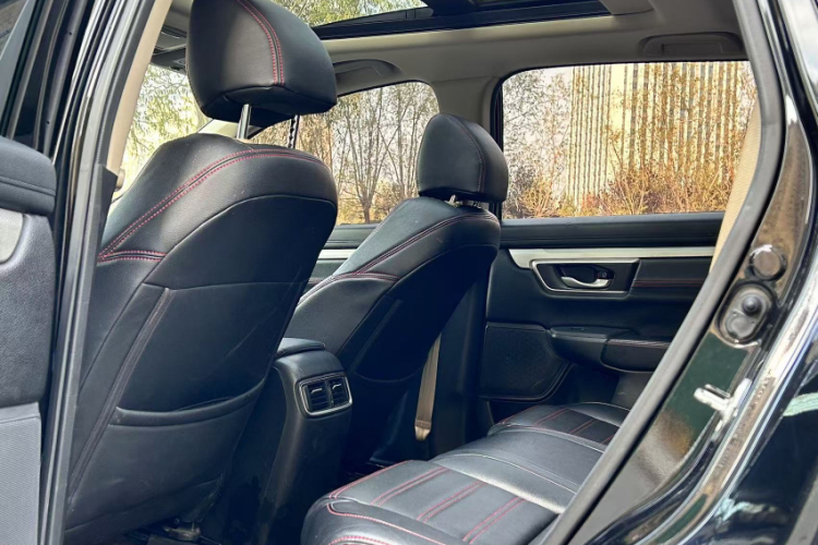 本田CR-V 2019款 240TURBO CVT两驱舒适版 国V中控内饰7006