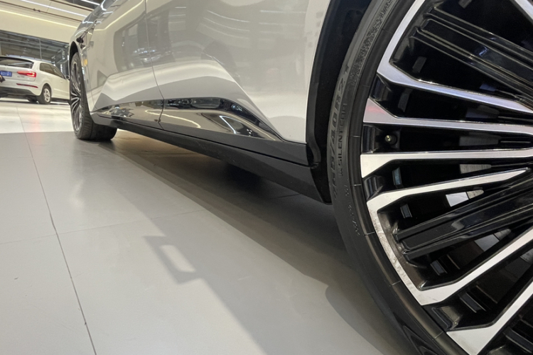 阿维塔12 2025款 Ultra增程版局部细节9002