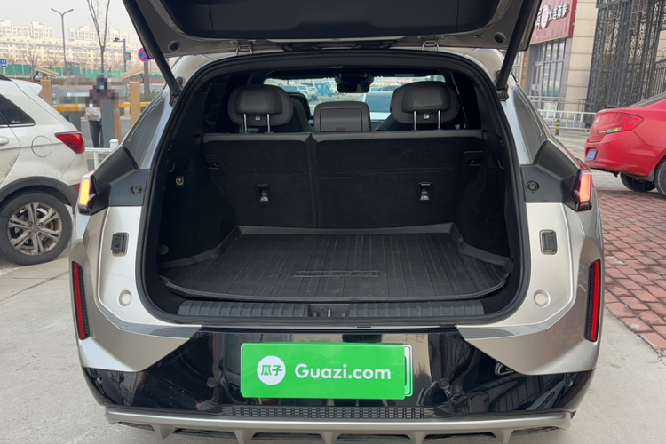 领克08 EM-P 2025款 120km 长续航Pro局部细节23