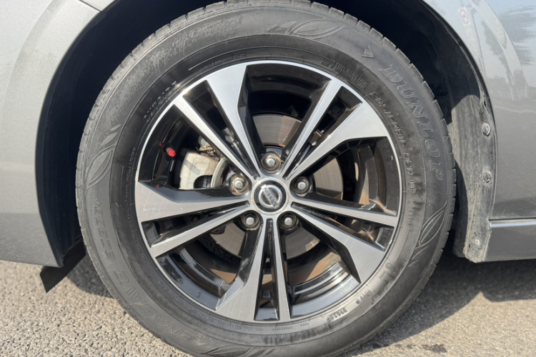 日产 轩逸 2021款 1.6L XL CVT悦享版车身外观6008