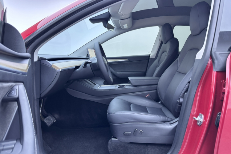 特斯拉 Model Y 2021款 改款 长续航全轮驱动版 3D5中控内饰7004