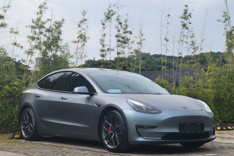 特斯拉 Model 3 2022款 Performance高性能全轮驱动版车身外观6002