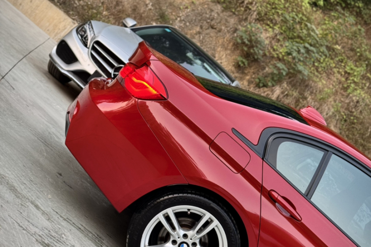 宝马3系 2017款 320Li M运动型车身外观6008