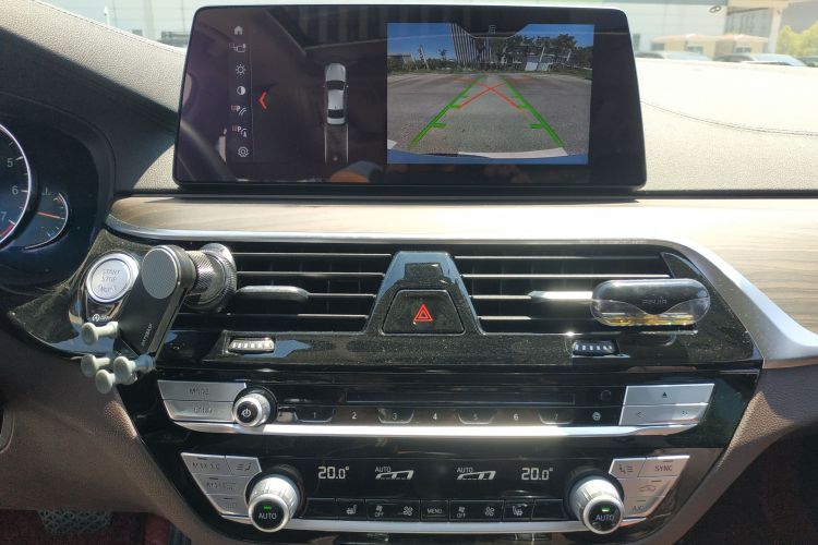 宝马5系 2018款 530Li 领先型 豪华套装局部细节16