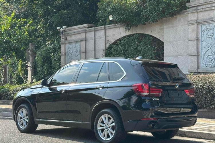 宝马X5(进口) 2015款 xDrive28i车身外观6002