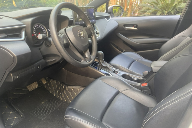 丰田 雷凌 2021款 TNGA 1.5L CVT进取版中控内饰7001