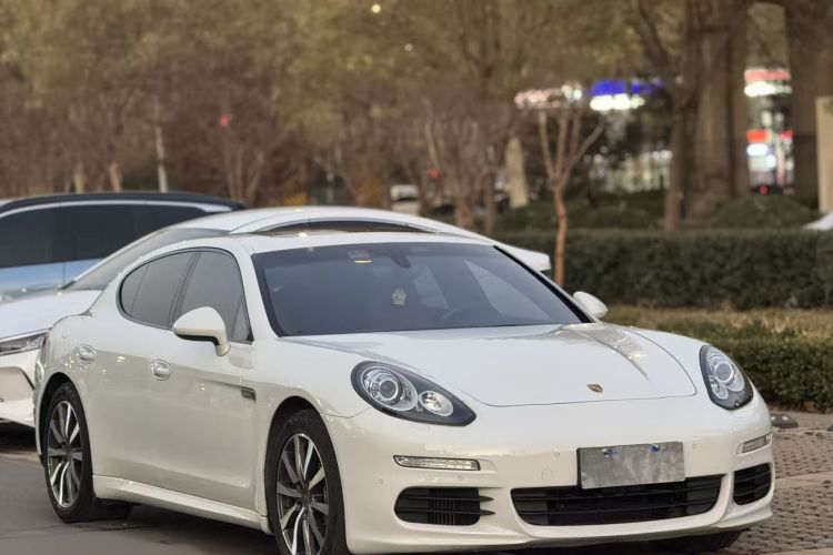 保时捷 2014款 Panamera 3.0T车身外观6002
