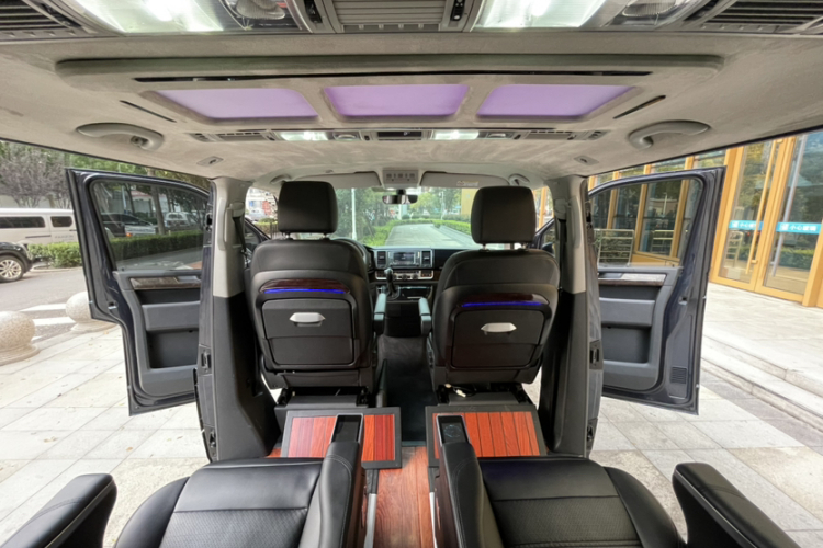 大众 迈特威 2018款 2.0TSI 两驱豪华版 7座中控内饰7007