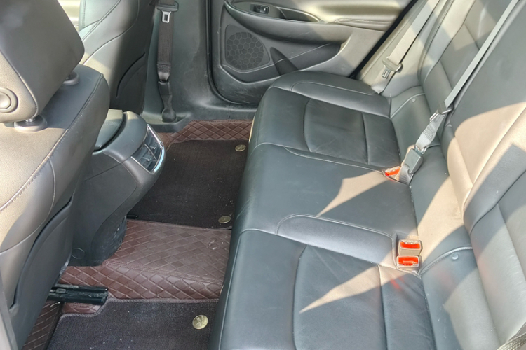 雪佛兰 迈锐宝XL 2019款 535T CVT锐联版中控内饰7004