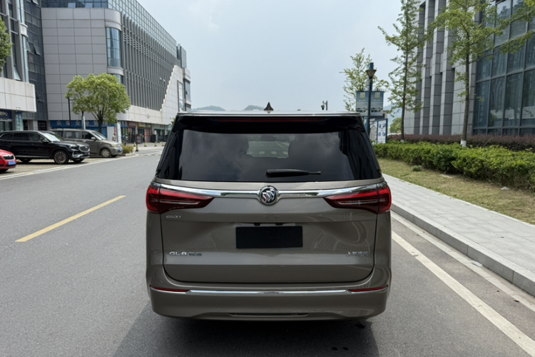 别克GL8 2020款 ES陆尊 653T 尊享型车身外观6005