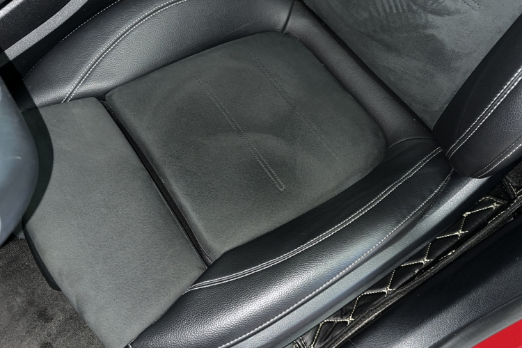 奔驰A级 2020款 A 200 L 运动轿车局部细节9001