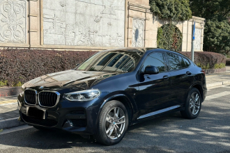 宝马X4 2021款 xDrive 25i M运动套装