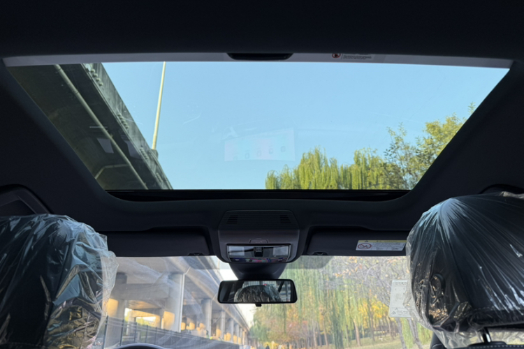 大众 高尔夫 2025款 改款二 300TSI R-Line局部细节22