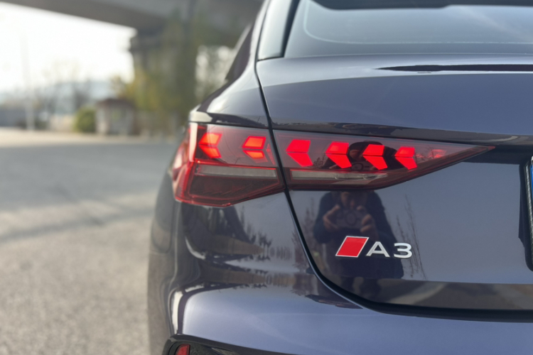 奥迪A3 2025款 Sportback 35TFSI 飞驰尊享型车身外观6001