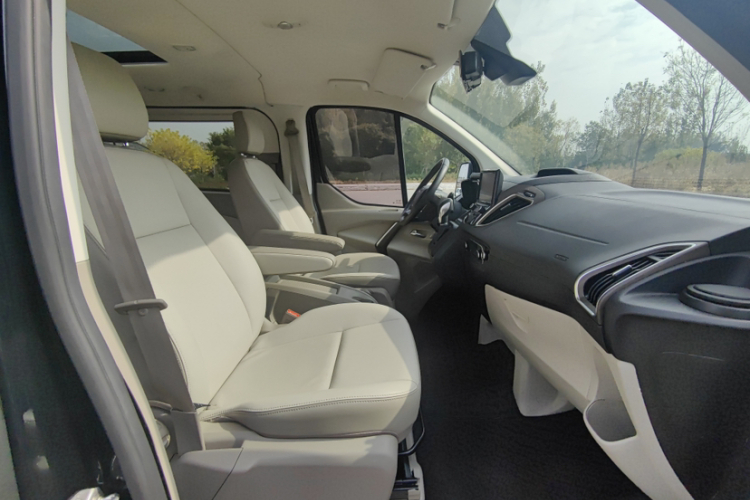 福特 途睿欧 2017款 2.0T 自动精睿版中控内饰7008