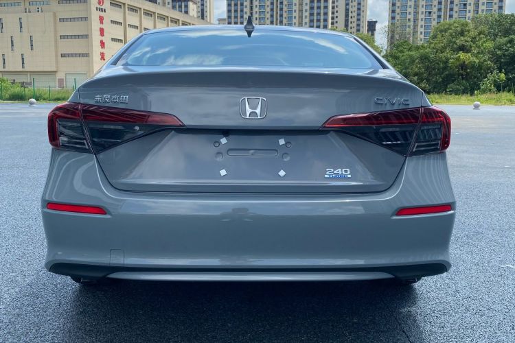 本田 思域 2025款 240TURBO CVT 智趣Plus车身外观6004