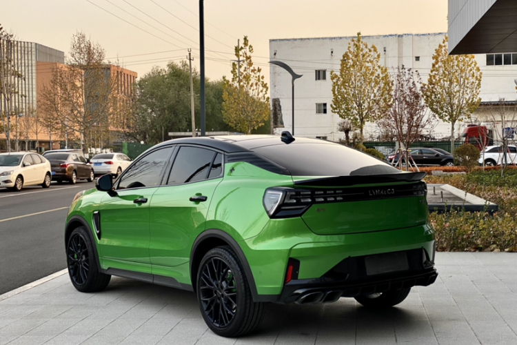 领克05 2022款 05+ 2.0TD 自动探索版车身外观6003