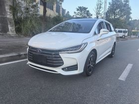 比亚迪 宋MAX 2017款 1.5T 自动智联精英型 7座