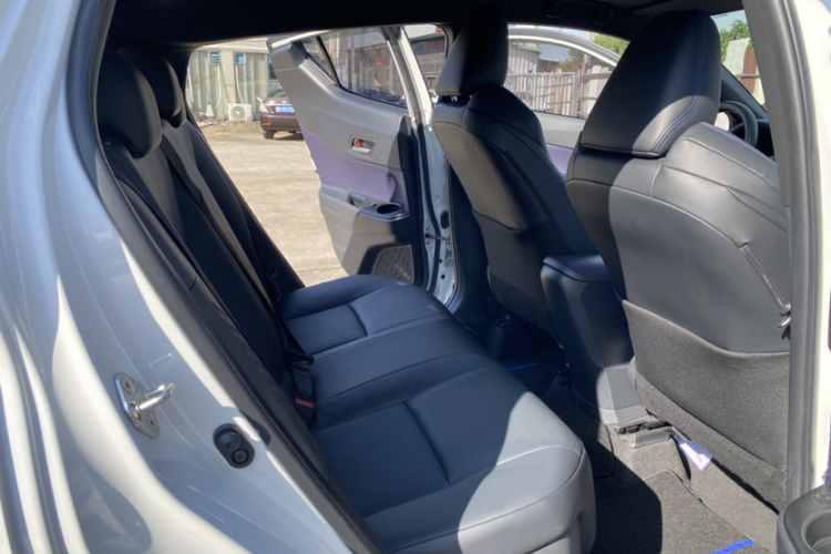 丰田C-HR 2020款 2.0L 领先版中控内饰7002