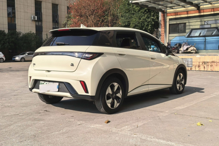 比亚迪 海豚 2025款 420km 时尚版车身外观6007