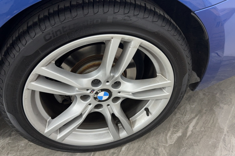 宝马3系 2017款 320Li M运动型局部细节9007