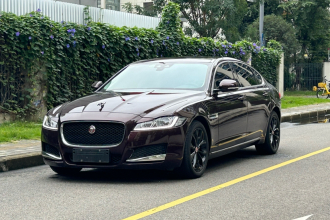 捷豹XFL 2019款 XFL 2.0T 200PS 两驱精英版