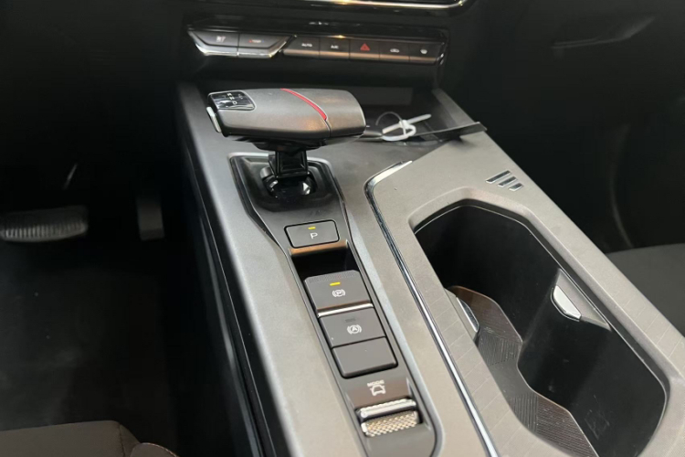 长安X5 PLUS 2025款 1.5T DCT高能版局部细节18