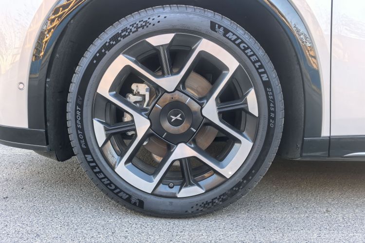 小鹏G7 2025款 702 超长续航 Max车身外观6008