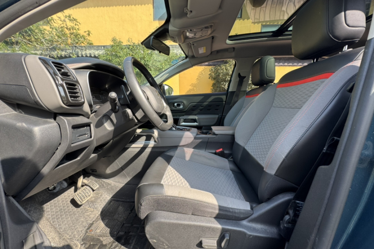 雪铁龙 天逸 C5 AIRCROSS 2019款 350THP 乐享型 国V中控内饰7003