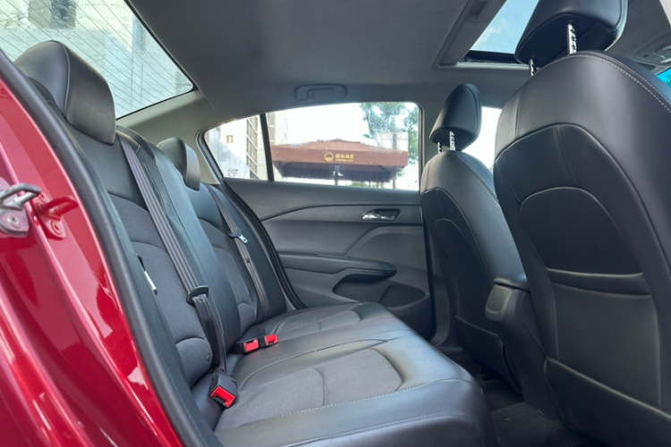 雪佛兰 科沃兹 2019款 320 自动欣悦版中控内饰7004