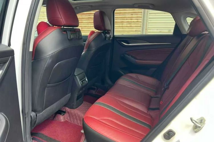 长安 逸动 2021款 PLUS 蓝鲸NE 1.4T GDI DCT尊贵型中控内饰7002