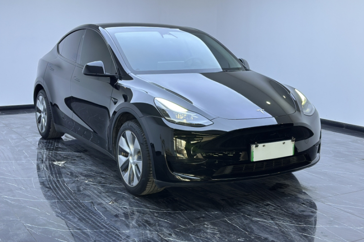特斯拉 Model Y 2022款 后轮驱动版车身外观6004