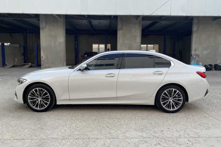 宝马3系 2020款 325Li 首发版车身外观6007