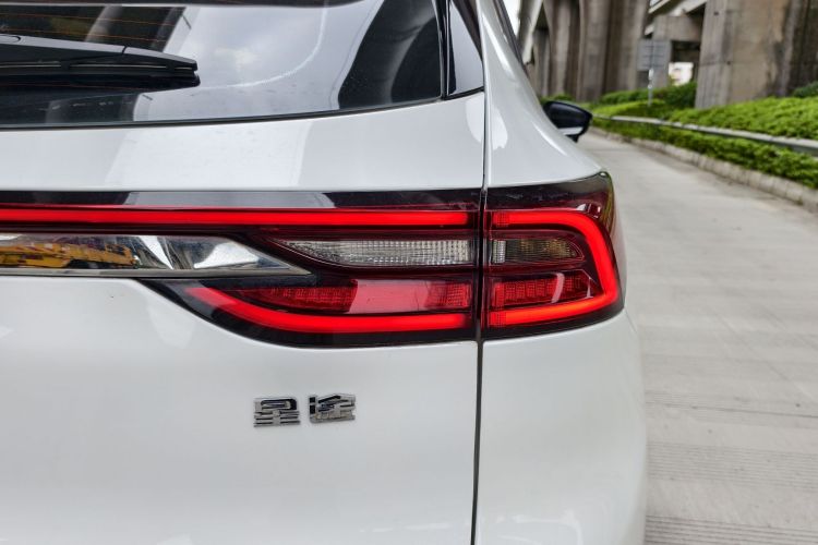 星途TX 2019款 1.6T 四驱铂金版车身外观6007