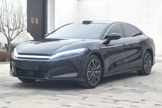 比亚迪 汉L 2025款 EV 701KM激光雷达尊享型