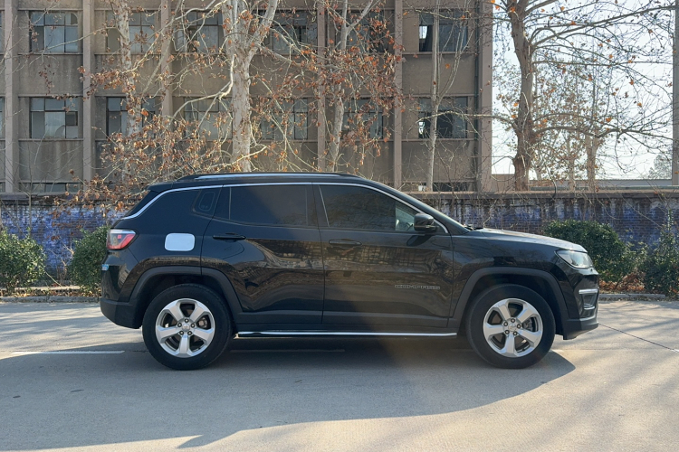 Jeep 指南者 2017款 200T 自动家享版车身外观6003