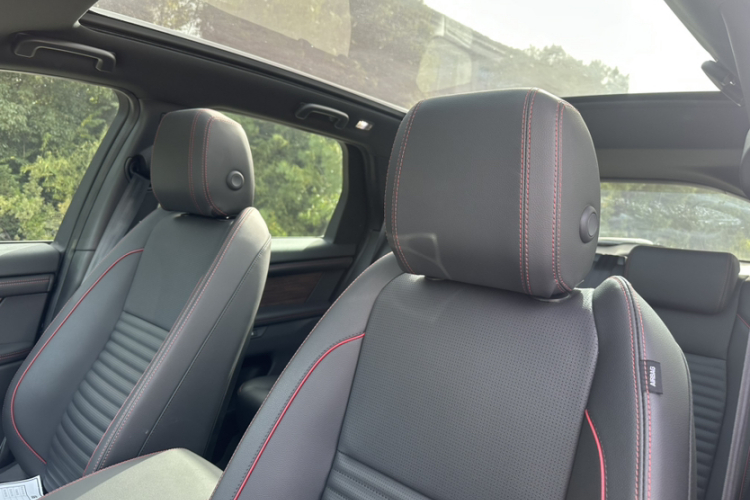 路虎 发现运动版 2020款 249PS R-Dynamic 性能科技版 5座局部细节57