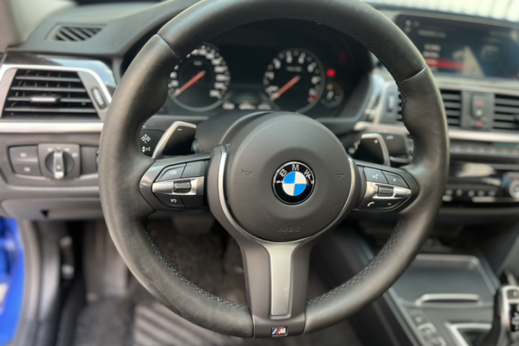 宝马3系 2018款 320Li M运动曜夜版中控内饰7006