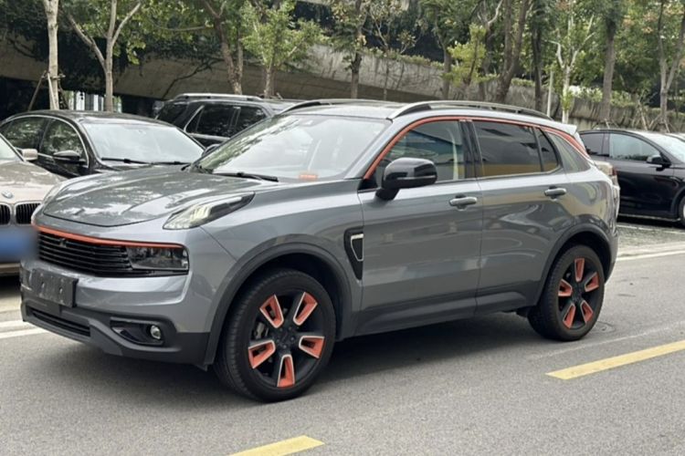 领克01 2019款 2.0T 两驱耀Pro版 国VI车身外观1